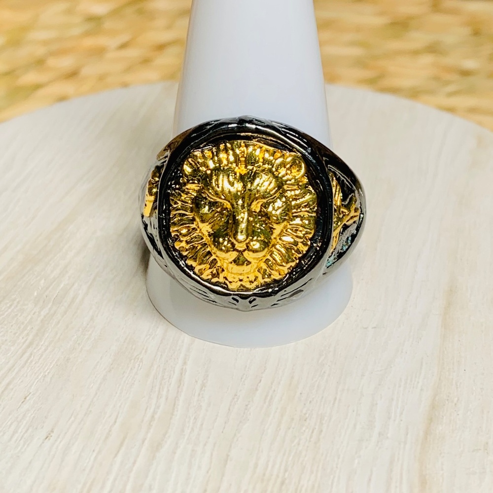 Two toned Gun Metal and Gold tone Lion Head Ring